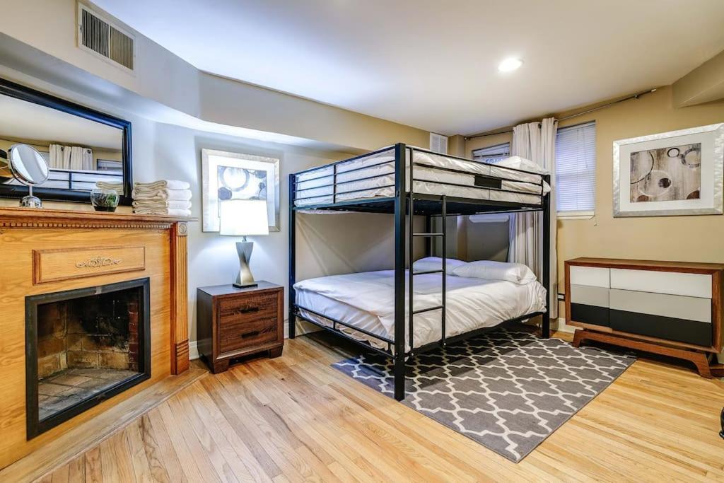 شقة Brownstone In Gold Coast شيكاغو المظهر الخارجي الصورة