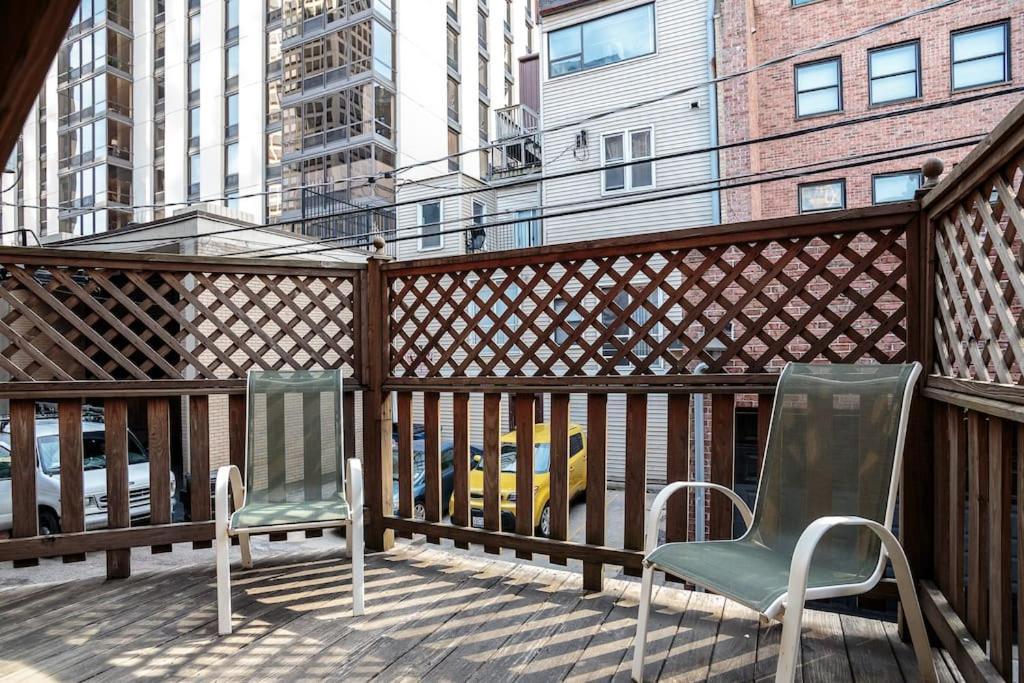 شقة Brownstone In Gold Coast شيكاغو المظهر الخارجي الصورة
